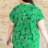 Lizzy Cap Sleeve Top in Green and Black Floral